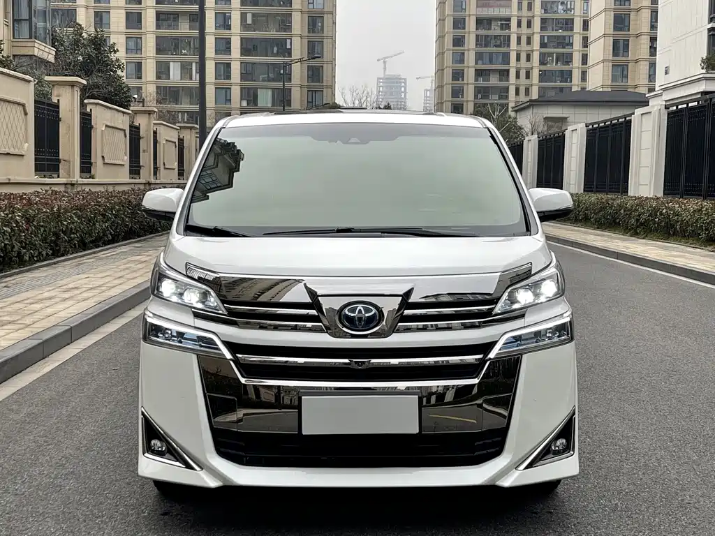 Toyota Vellfire 2019 2.5L HV Luxury
