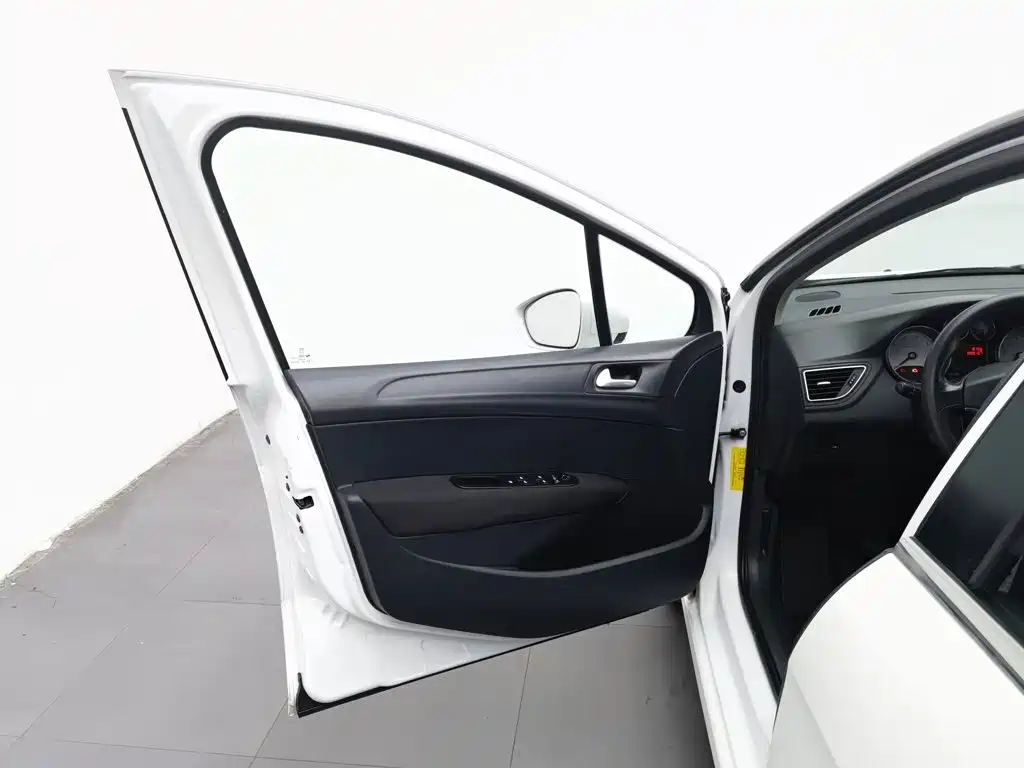 Peugeot 308 — миниатюра 8