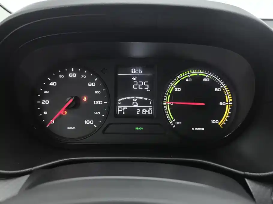 Roewe Clever — миниатюра 14