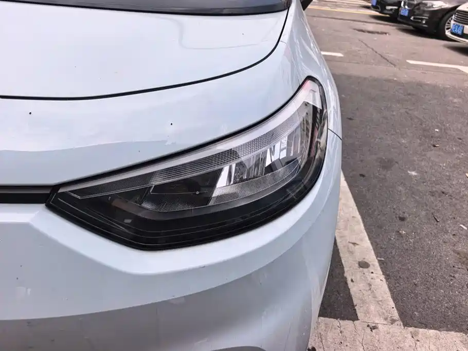 Volkswagen ID.3 — миниатюра 5
