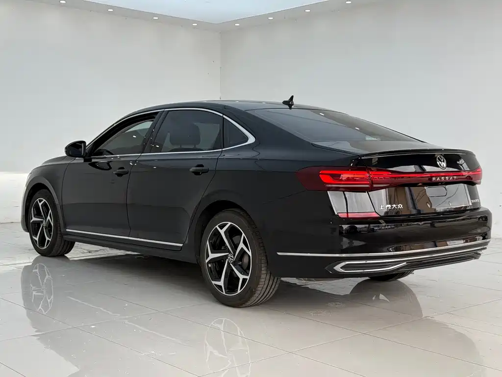 Volkswagen Passat — миниатюра 14
