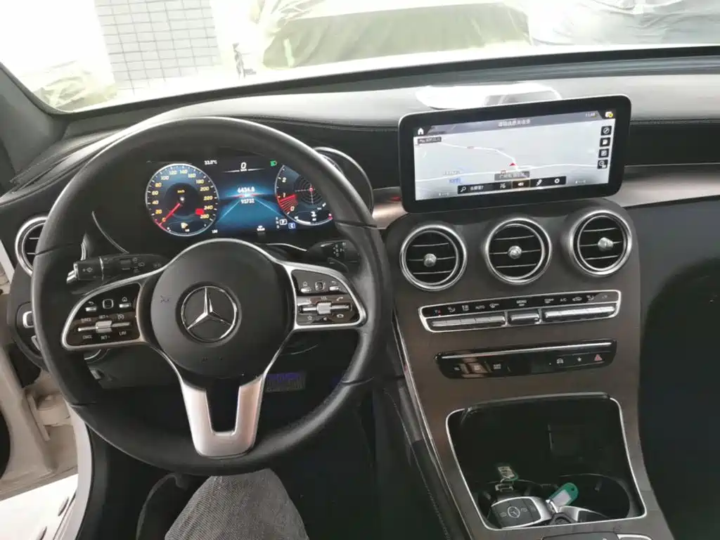 Mercedes-Benz GLC — миниатюра 10
