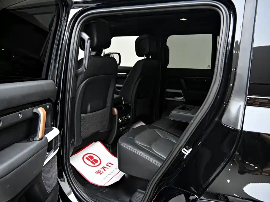 Land Rover Defender — миниатюра 14