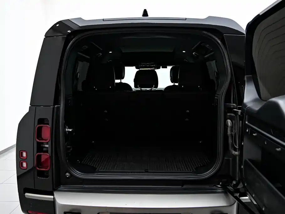 Land Rover Defender — миниатюра 33