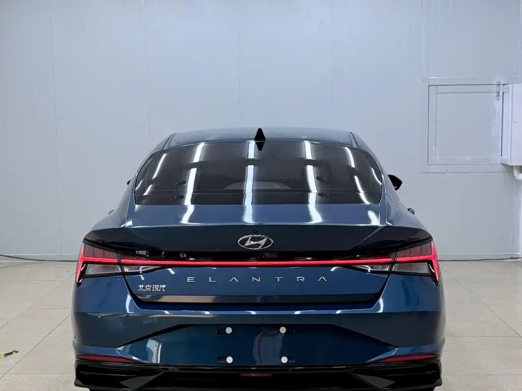 Hyundai Elantra — миниатюра 5