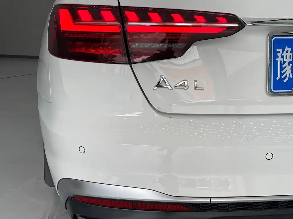 Audi A4L — миниатюра 9