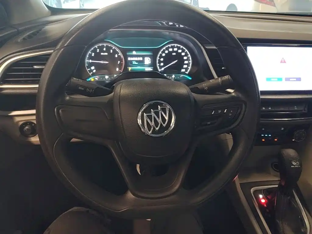 Buick Excelle — миниатюра 11