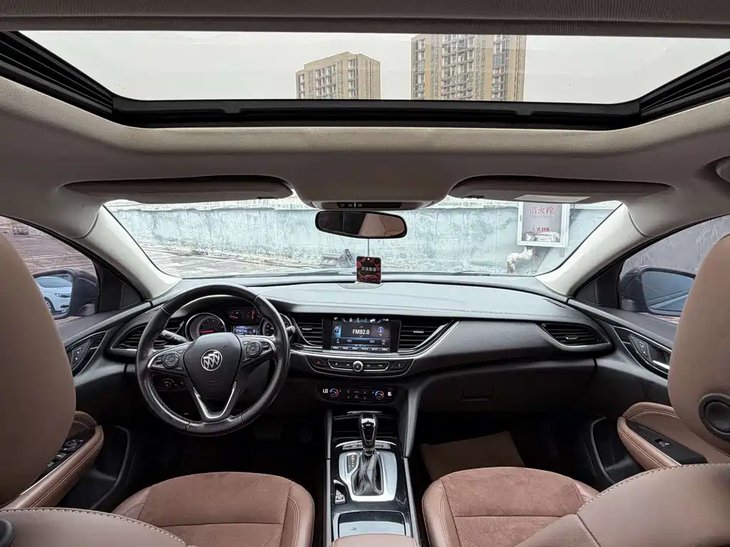 Buick Regal — миниатюра 5
