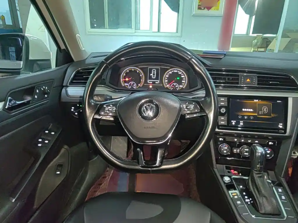 Volkswagen Lamando — миниатюра 11