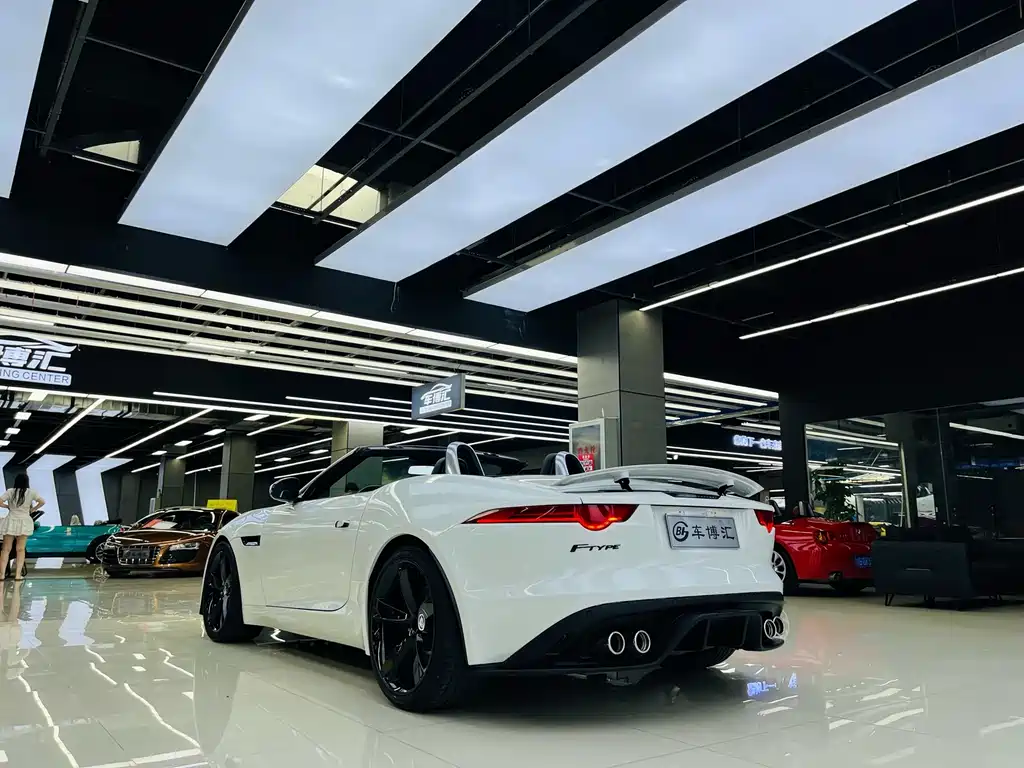 Jaguar F-TYPE — миниатюра 7
