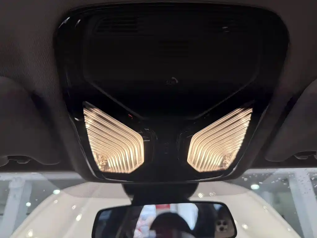 BMW 3 Series — миниатюра 18