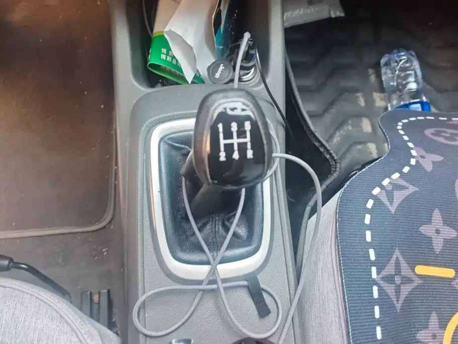 Chevrolet Sail — миниатюра 16