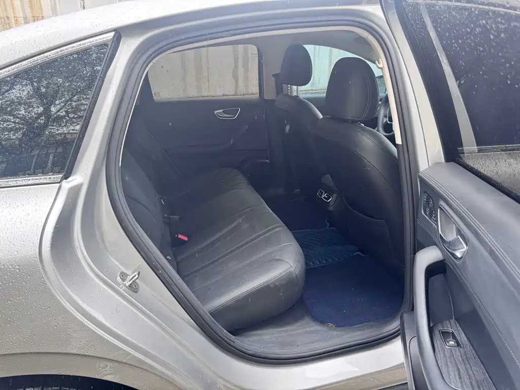 Roewe D7 — миниатюра 8