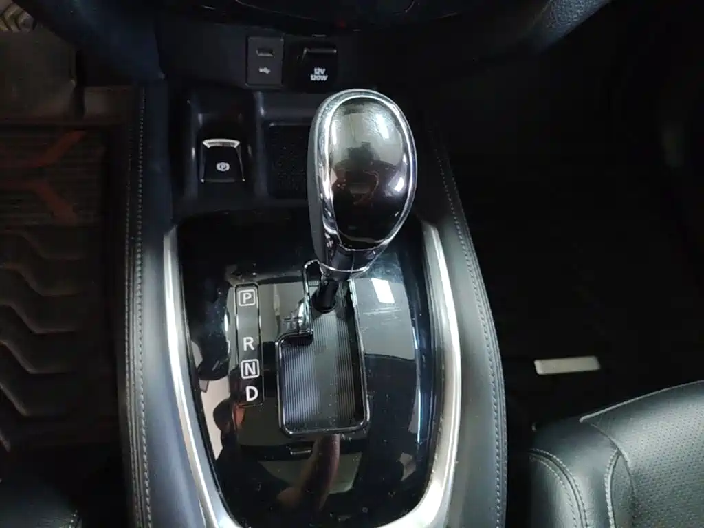 Nissan X-Trail — миниатюра 14