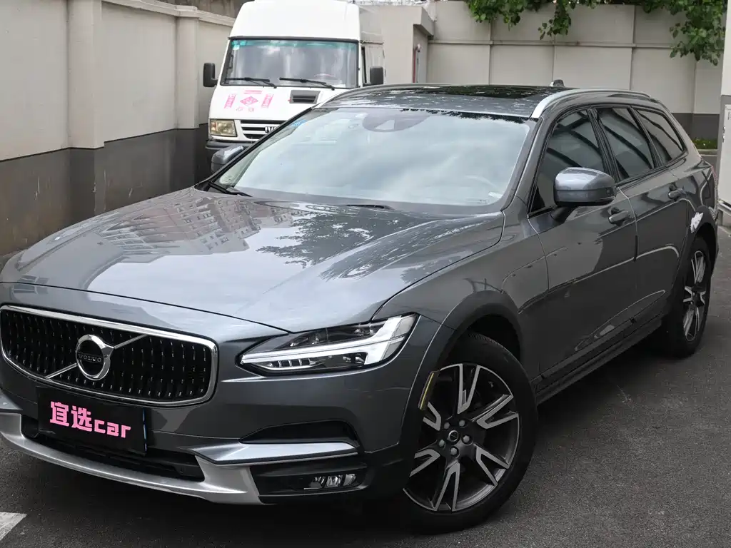 Volvo V90