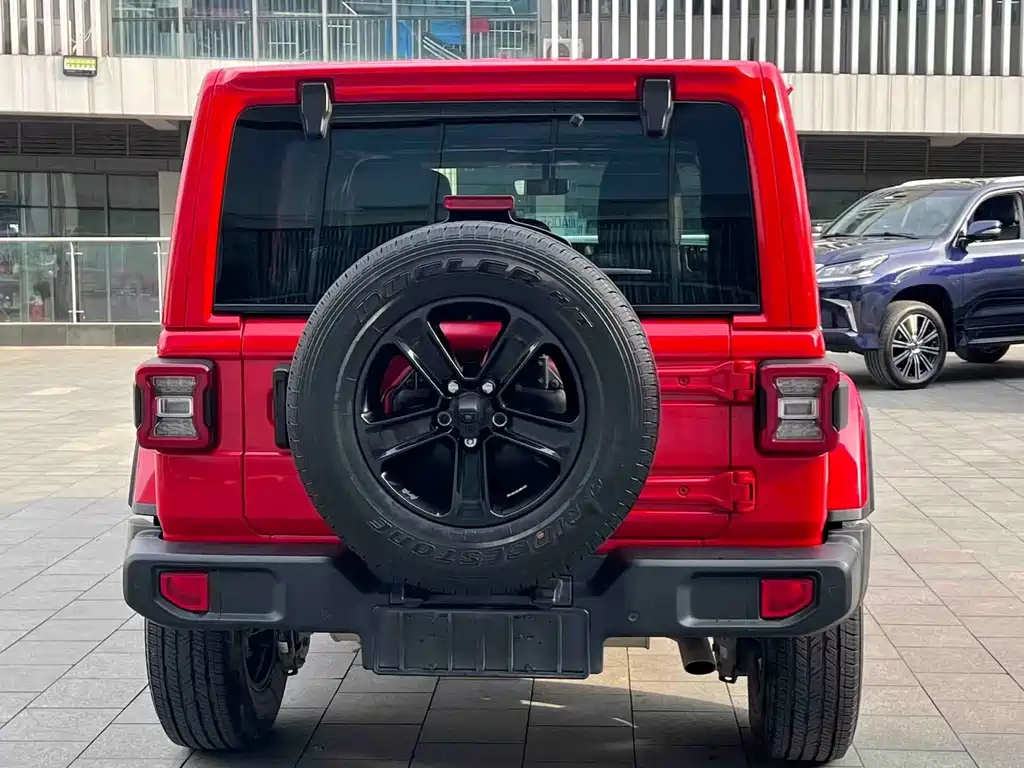 Jeep Wrangler — миниатюра 9
