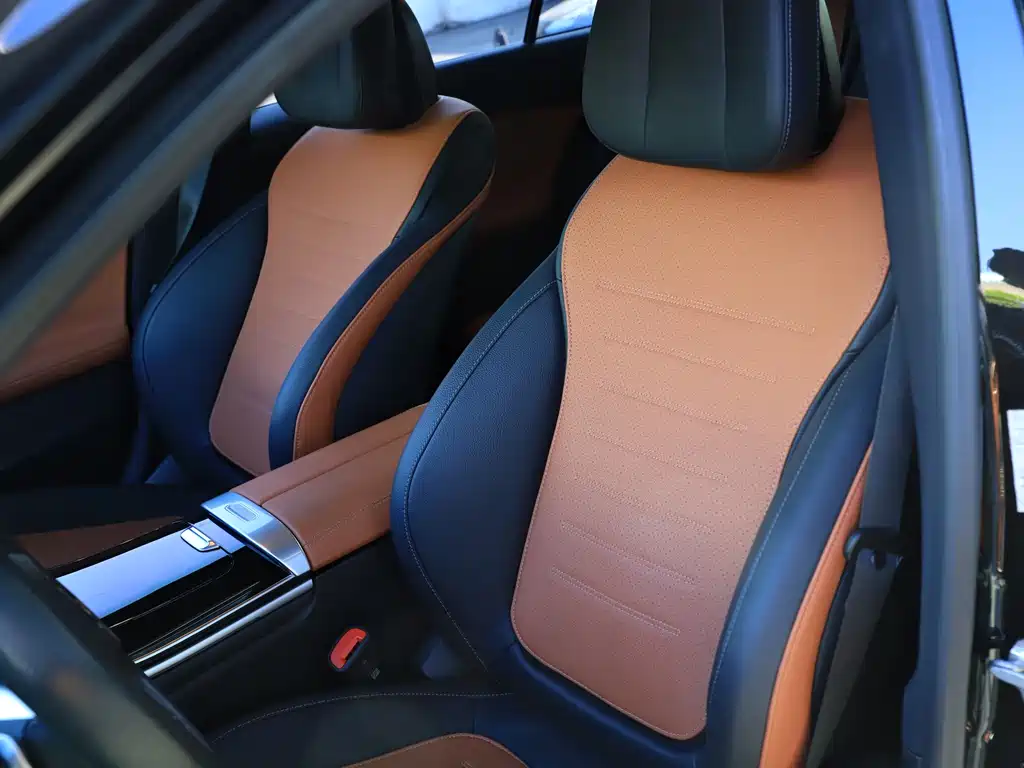 Mercedes-Benz C-Class — миниатюра 14