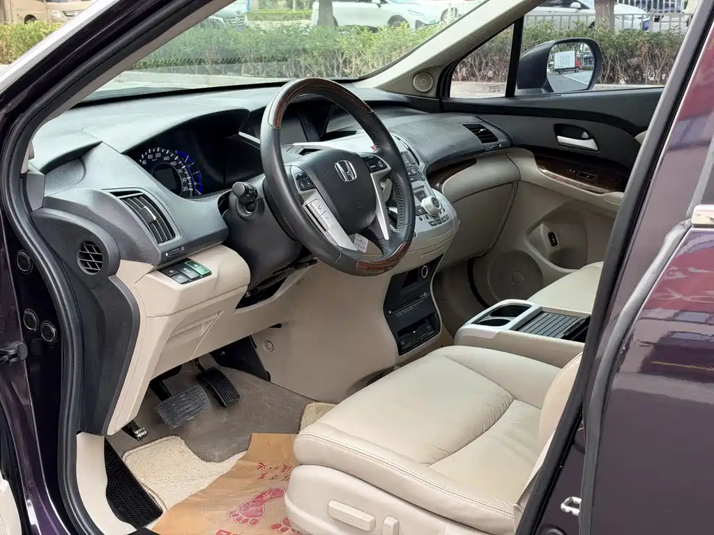 Honda Odyssey — миниатюра 8