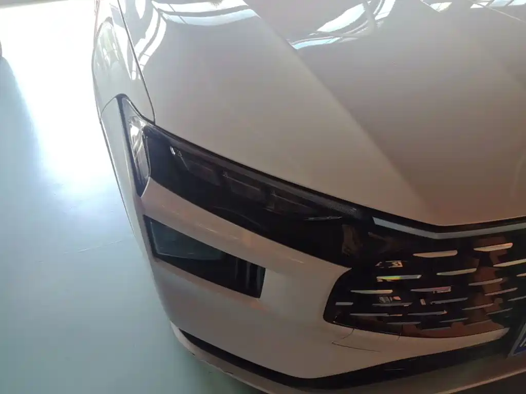 Ford Mondeo — миниатюра 11