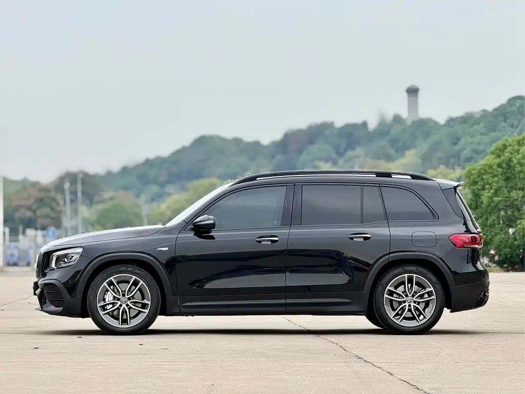 Mercedes-Benz GLB A MG 2022 AMG GLB 35 4MATIC