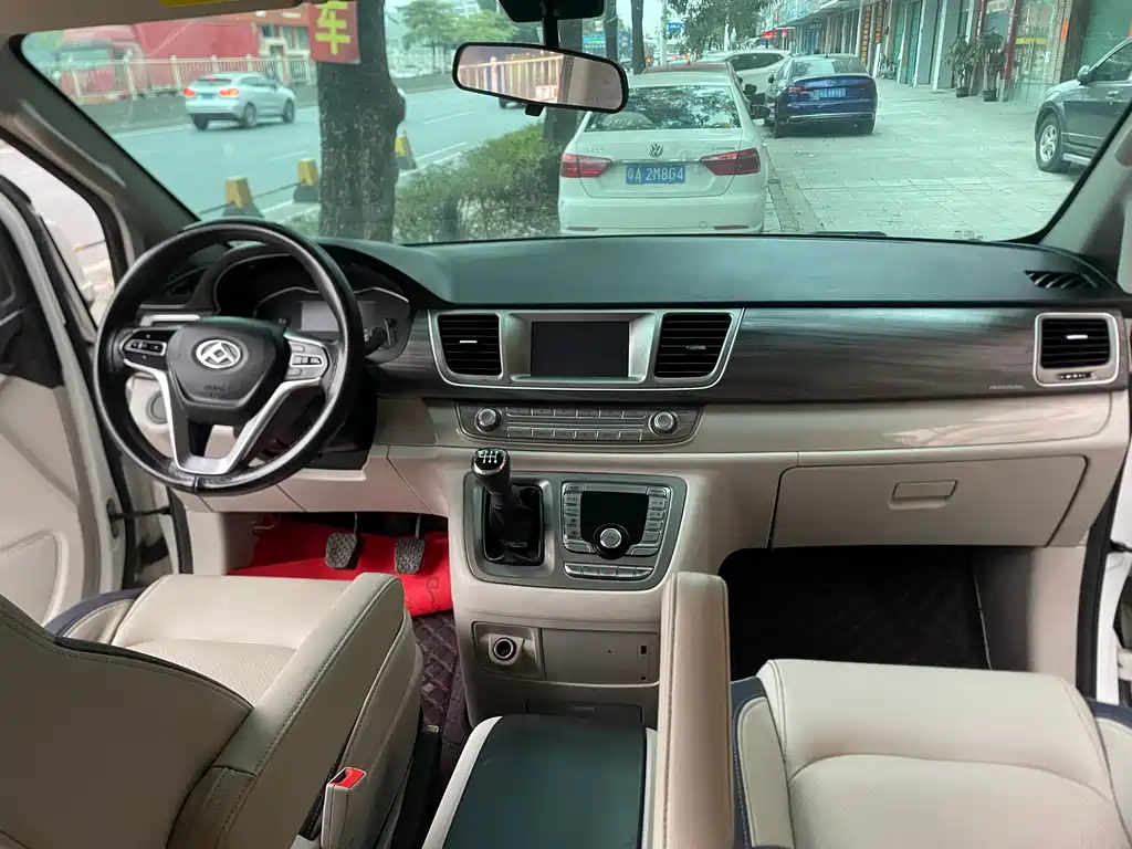 SAIC MAXUS CHASE G10