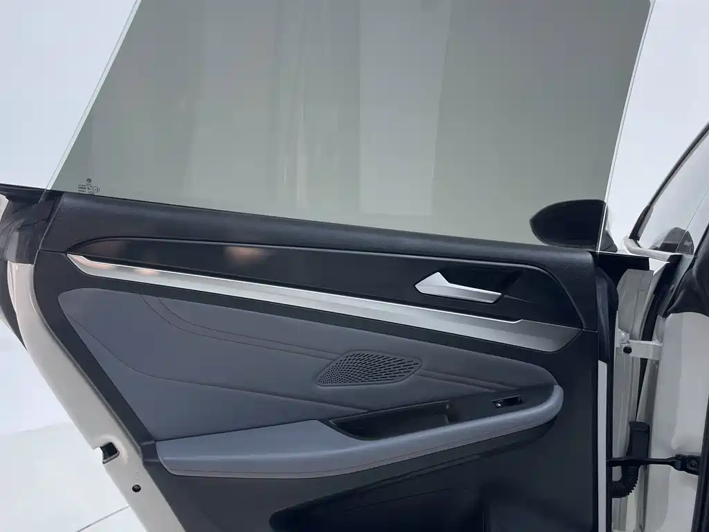 Volkswagen Lamando — миниатюра 22