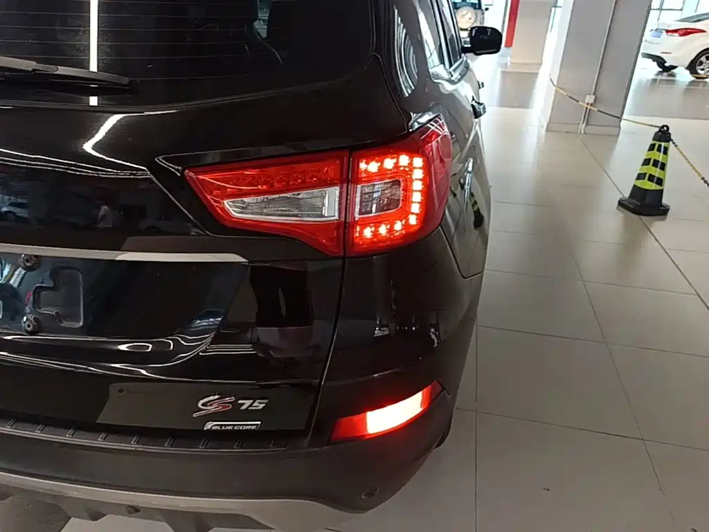 Changan CS75 — миниатюра 8