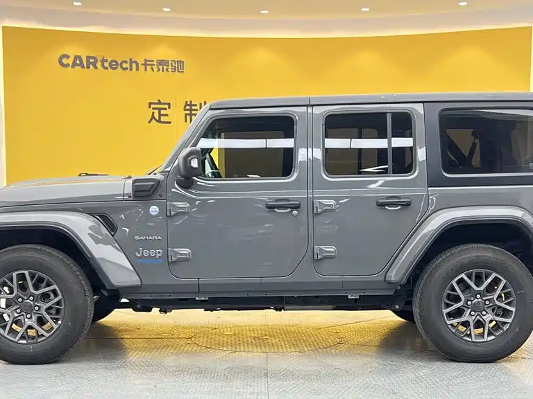 Jeep Wrangler PHEV — миниатюра 6