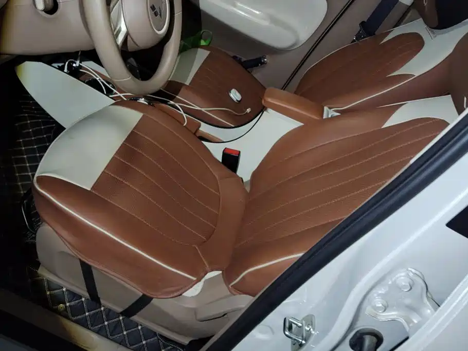 Wuling MINIEV — миниатюра 9