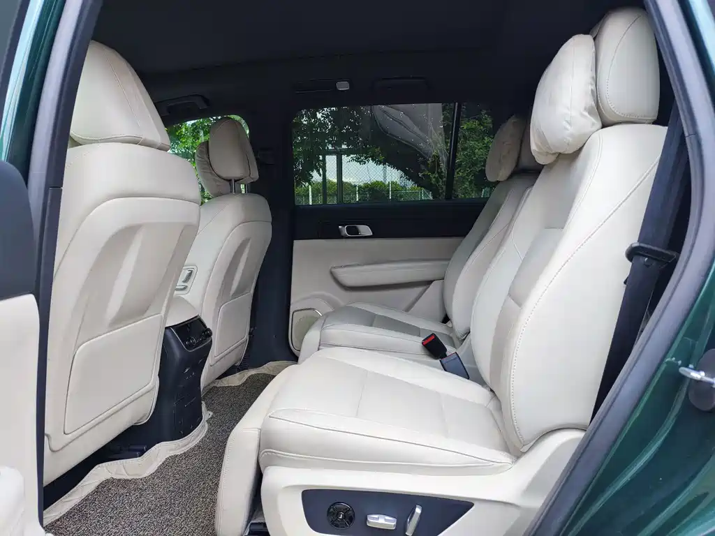 Li Auto Li ONE — миниатюра 13