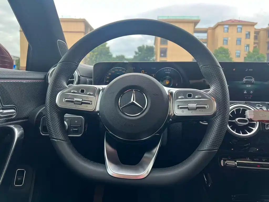 Mercedes-Benz A-Class — миниатюра 21