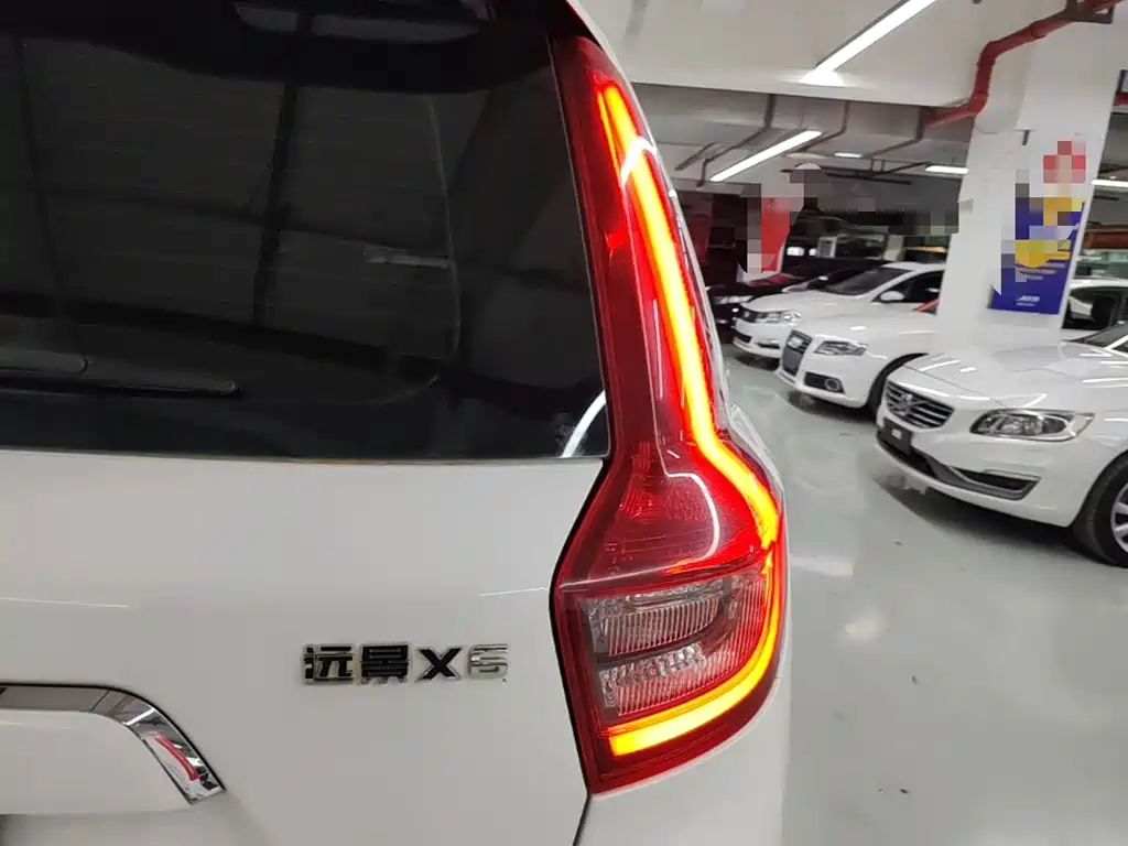 Geely Vision X6 — миниатюра 8