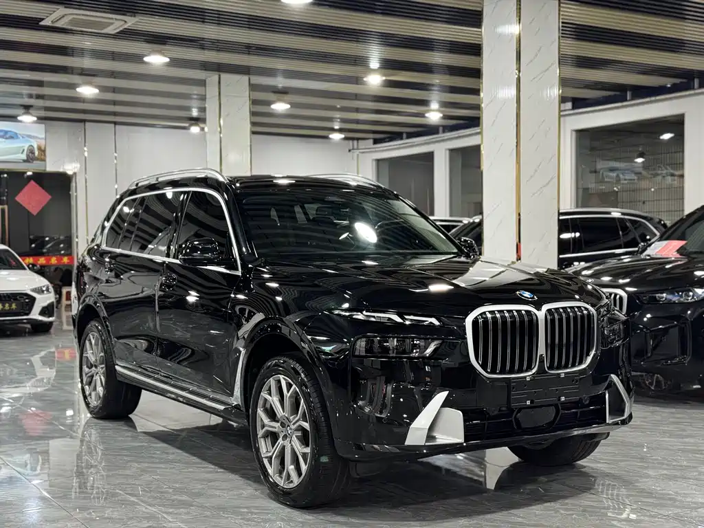 BMW X7 2023 xDrive40i Lead Luxury