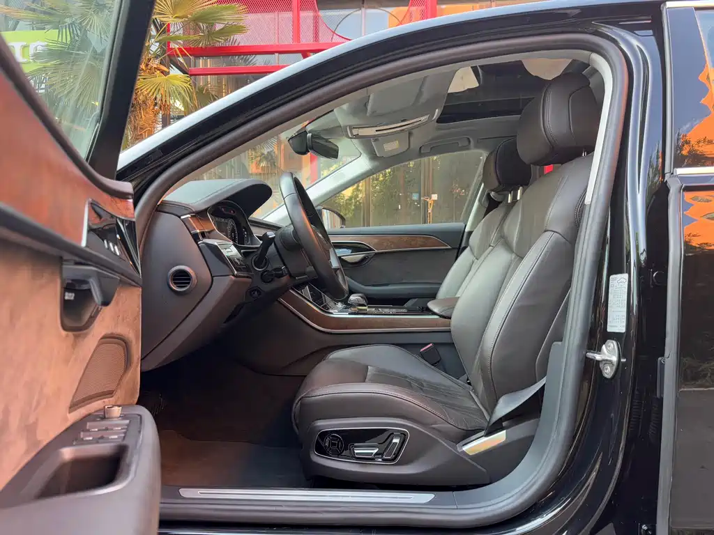 Audi A8 2018 A8L 55 TFSI quattro Premium