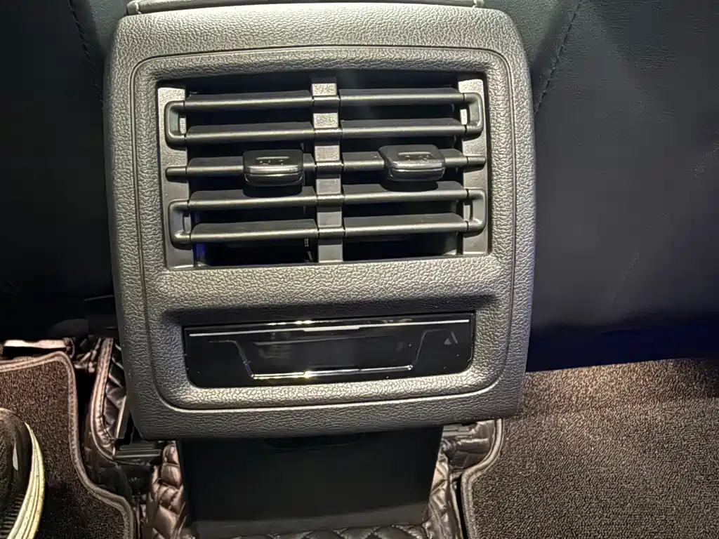 Volkswagen Golf — миниатюра 18