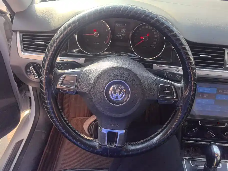Volkswagen Bora — миниатюра 15