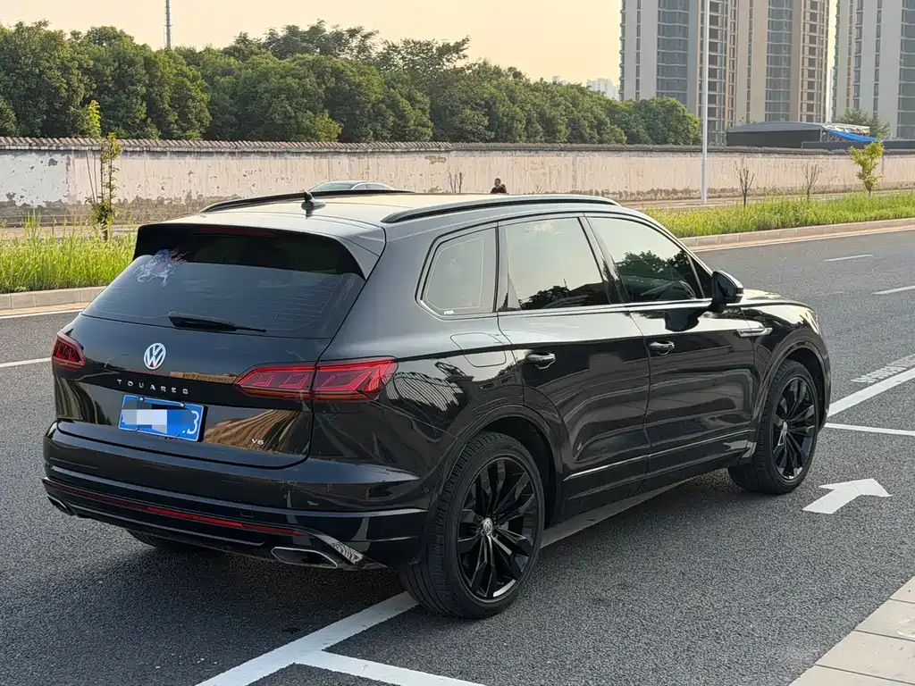 Volkswagen Touareg — миниатюра 14