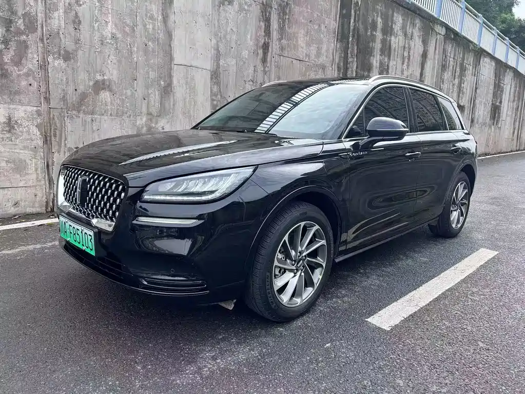 Lincoln Corsair Hybrid 2022