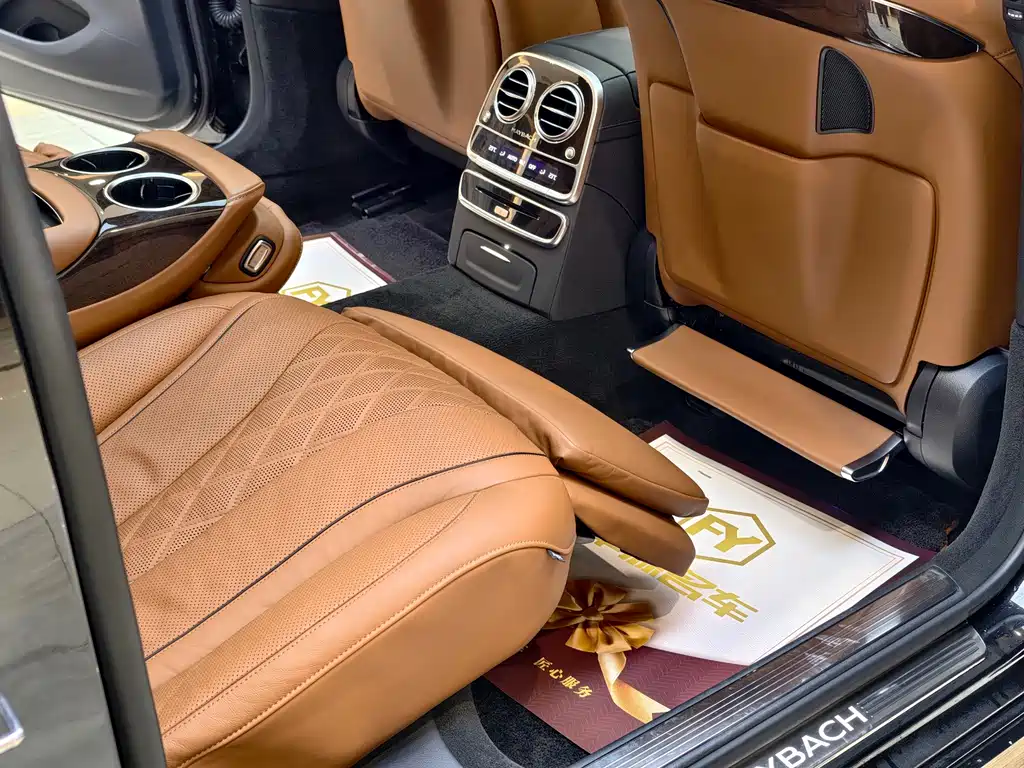 Mercedes-Benz S-Class — миниатюра 11