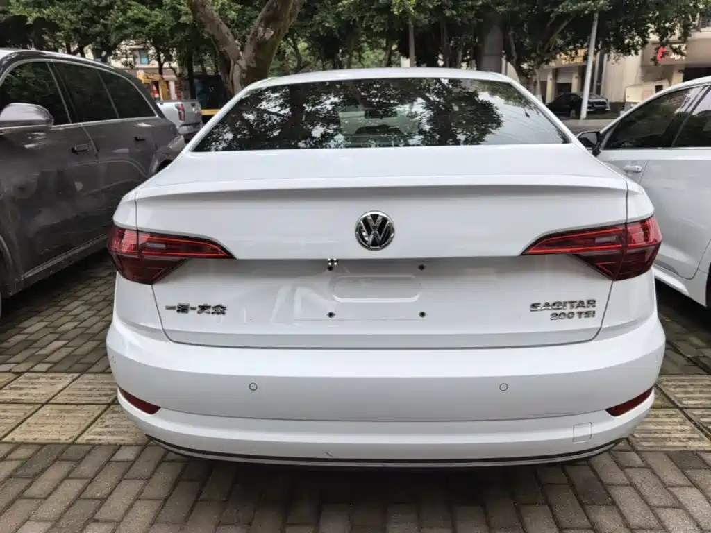 Volkswagen Sagitar 2019 200TSI DSG Comfort VI