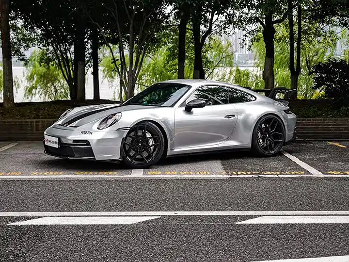 Porsche 911 2021