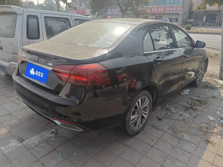 Geely Emgrand — миниатюра 3