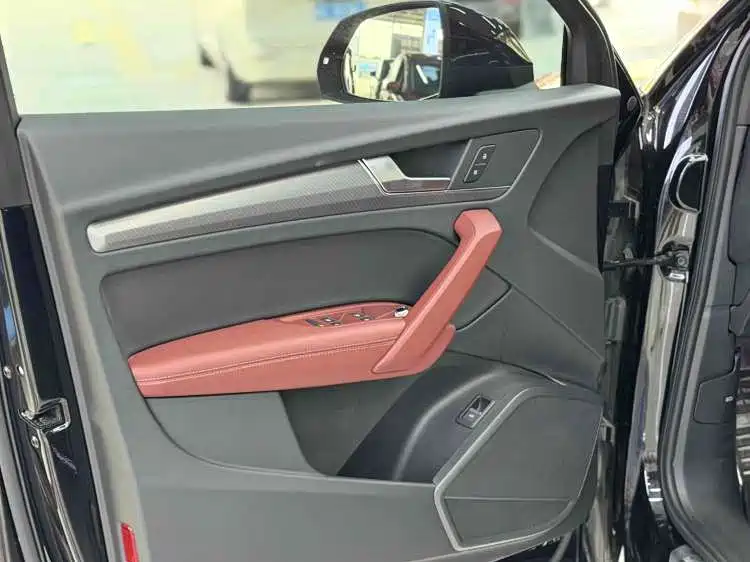 Audi Q5L — миниатюра 8