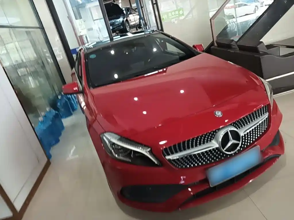 Mercedes-Benz A-Class (Import) — миниатюра 4