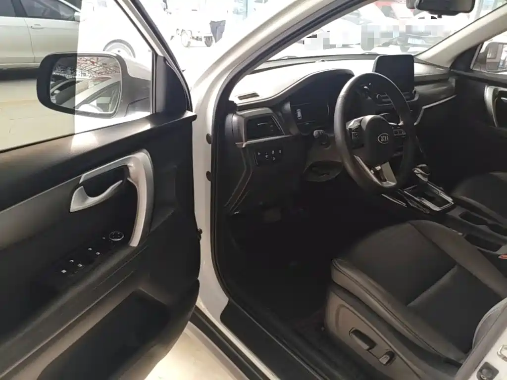 Kia Sportage — миниатюра 16