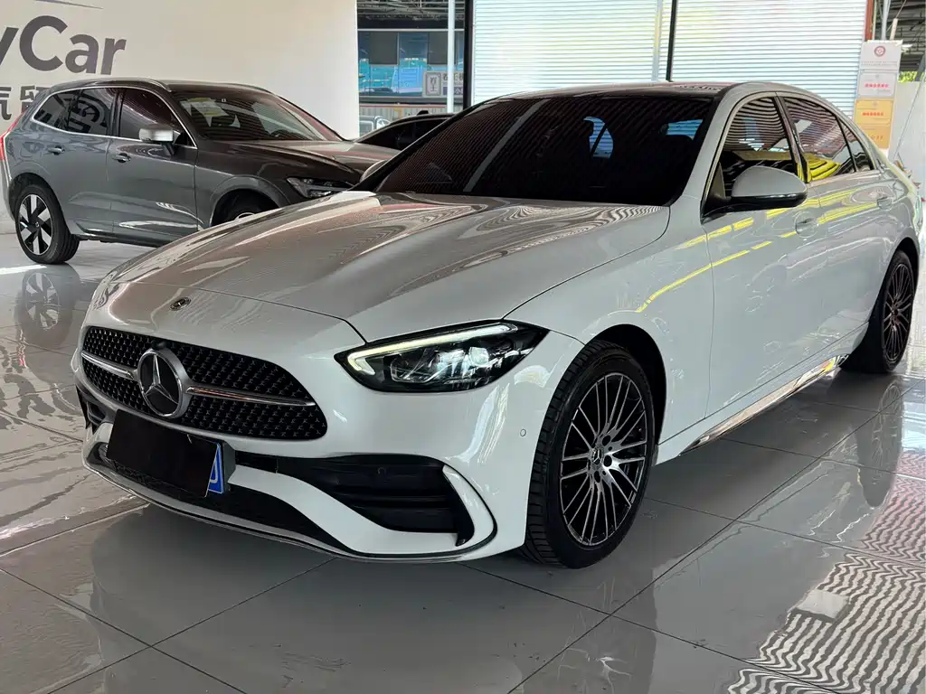 Mercedes-Benz C-Class — миниатюра 3
