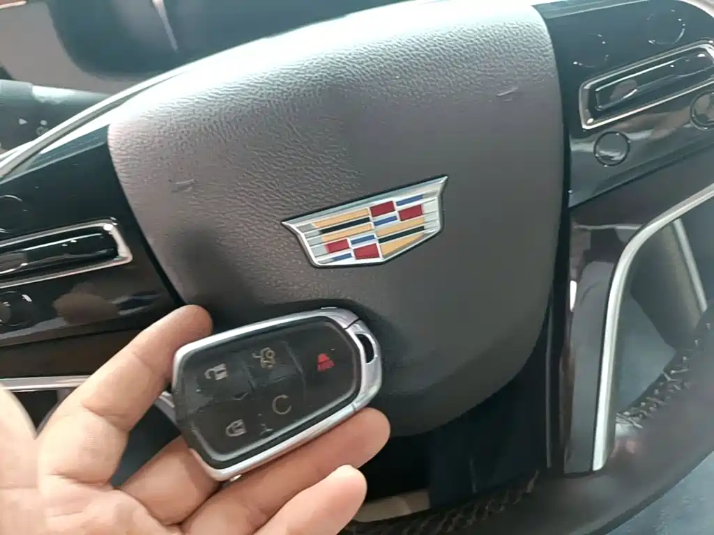 Cadillac XTS — миниатюра 9