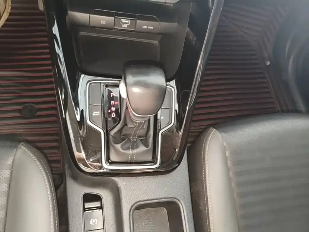 Kia Sportage — миниатюра 14