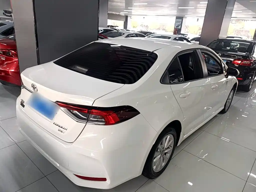Toyota Corolla — миниатюра 7