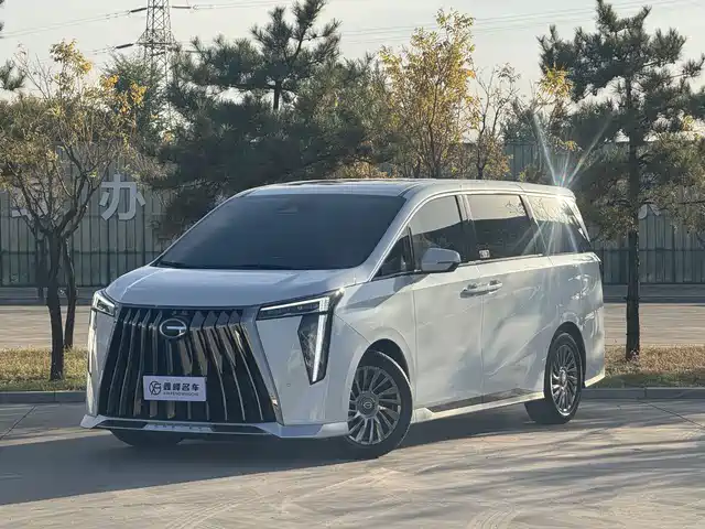 GAC Trumpchi M8